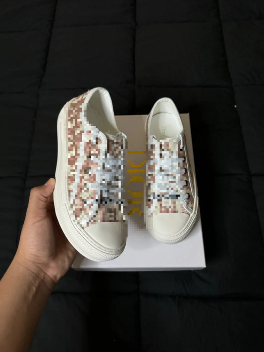 Pink Adore Low